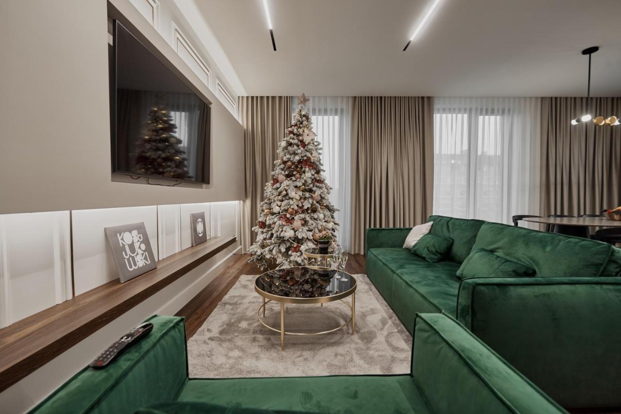 Kostjukowski Apartments Avalon Lviv Ngoại thất bức ảnh