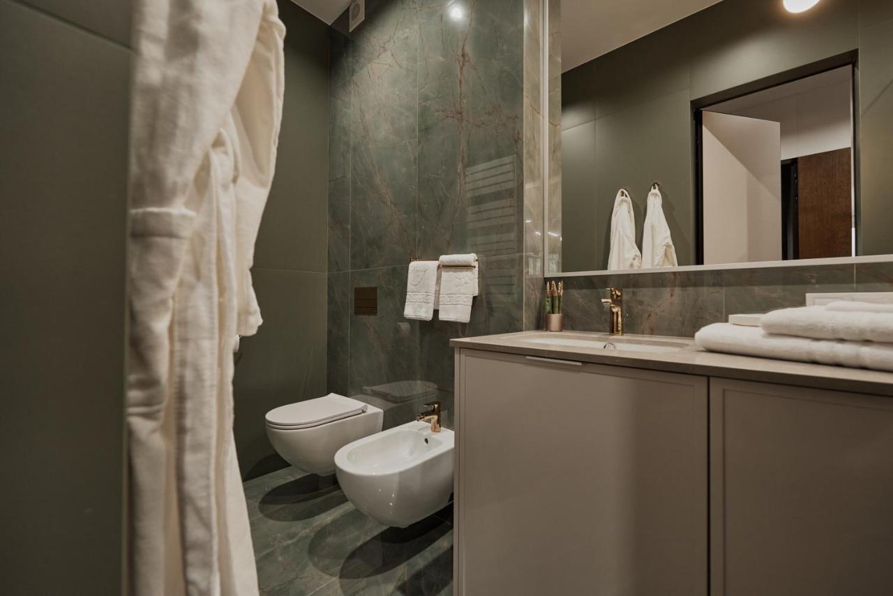 Kostjukowski Apartments Avalon Lviv Ngoại thất bức ảnh