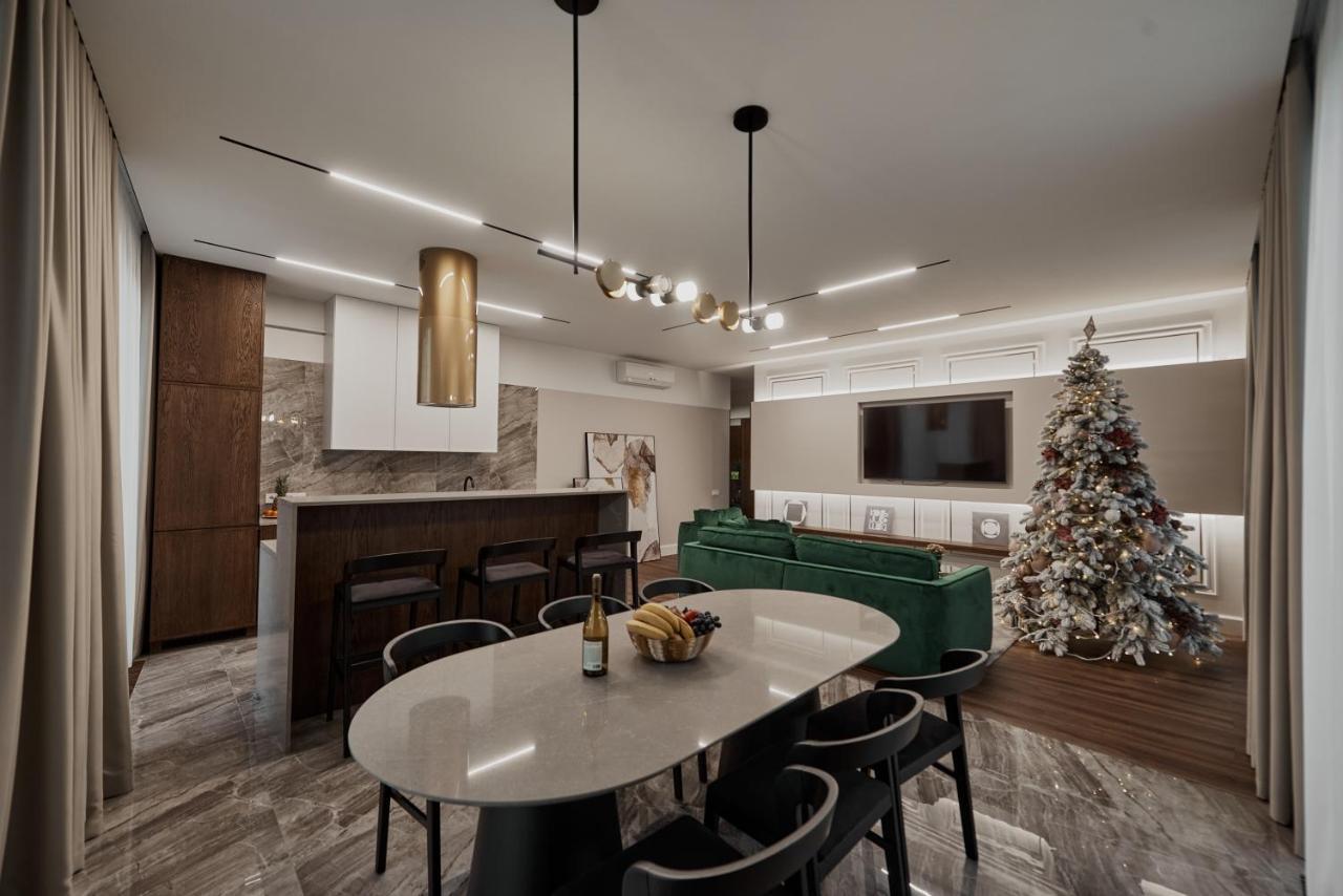 Kostjukowski Apartments Avalon Lviv Ngoại thất bức ảnh