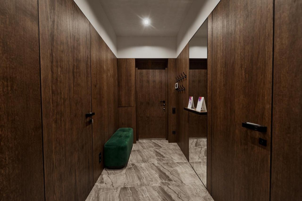 Kostjukowski Apartments Avalon Lviv Ngoại thất bức ảnh